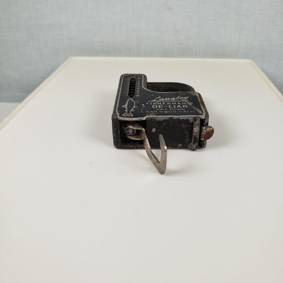 Vintage Langley Fisherman’s De-Liar Fish Scale and Tape Measure Model 208 - Picture 6 of 16